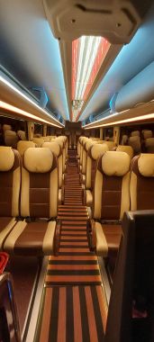 Xe 29 chỗ Universe