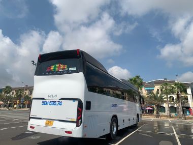 Dịch Vụ Cho Thuê Xe 45 Chỗ Kia Granbird