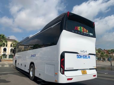 Dịch Vụ Cho Thuê Xe 45 Chỗ Kia Granbird