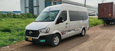 Xe 16 chỗ Huyndai Solati
